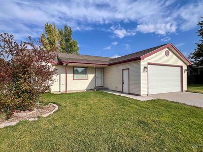 1529 Atlantic, House other with 3 bedrooms, 2 bathrooms and 2 parking in Twin Falls ID | Image 2