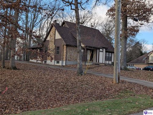 697 Saint Andrews Rd, Brandenburg, KY, 40108-7162 | Card Image