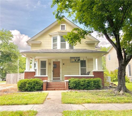 406 S 6th St, Burlington, KS, 66839-1806 | Card Image