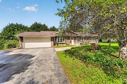 474 E Welsh Road, Wales, WI, 53183 | Card Image