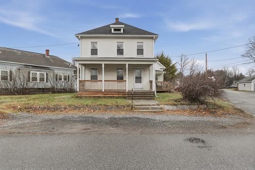 8 Highland St, Clinton, MA, 01510-1012 | Card Image