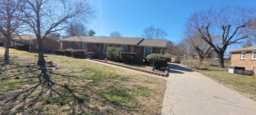 1886 Old Trenton Rd, Clarksville, TN, 37040-6766 | Card Image