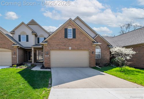 1375 Waverly Dr, White Lake, MI, 48386-4548 | Card Image