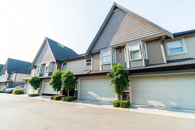 10 - 19095 Mitchell Road, Townhouse with 3 bedrooms, 2 bathrooms and 2 parking in Pitt Meadows BC | Image 2