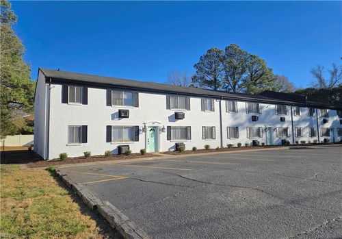 d-406 Bosley Ave, Suffolk, VA, 23434-5747 | Card Image