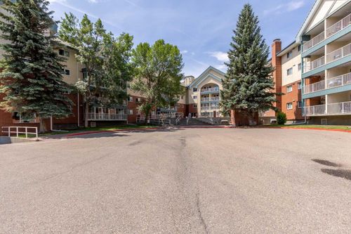 109-20 3 Street S, Lethbridge, AB, T1J4P1 | Card Image