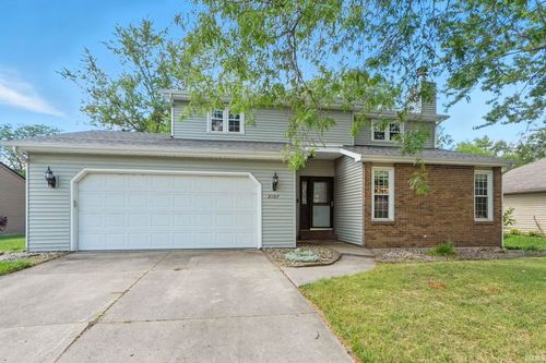 2107 Foxboro Dr, Fort Wayne, IN, 46818-1822 | Card Image