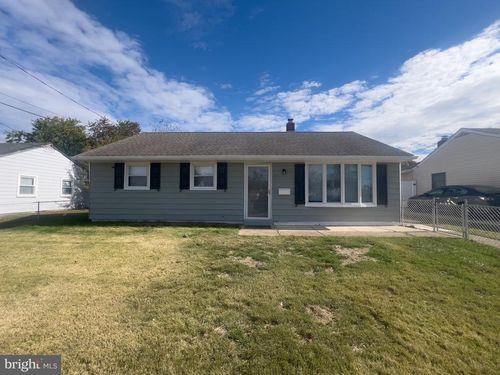 384 Windsor Dr, BELLMAWR, NJ, 08031-3029 | Card Image