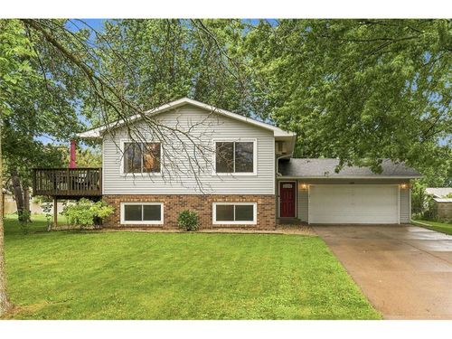 1407 Meadowlark Ln, New Richmond, WI, 54017-2363 | Card Image