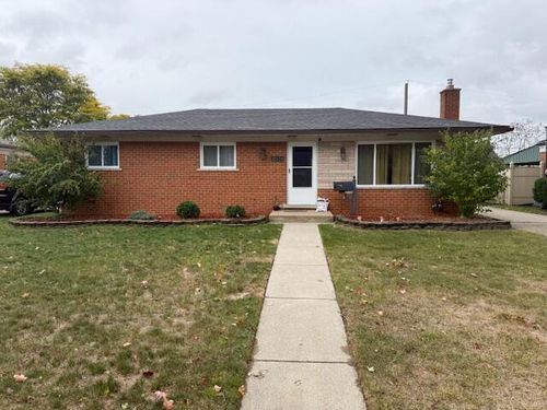 31524 Louise Dr, Warren, MI, 48088-7325 | Card Image