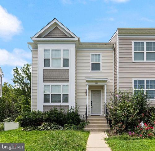 555 English Oak Ln, PRINCE FREDERICK, MD, 20678-6140 | Card Image