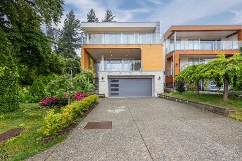 1245 Kent St, White Rock, BC, V4B4T6 | Card Image