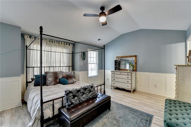 1213 Harris Commons Pl, Townhouse with 2 bedrooms, 3 bathrooms and 2 parking in Roswell GA | Image 28