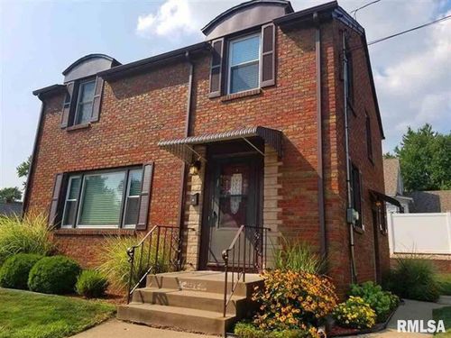 1822 W Central Park Ave, Davenport, IA, 52804-1603 | Card Image