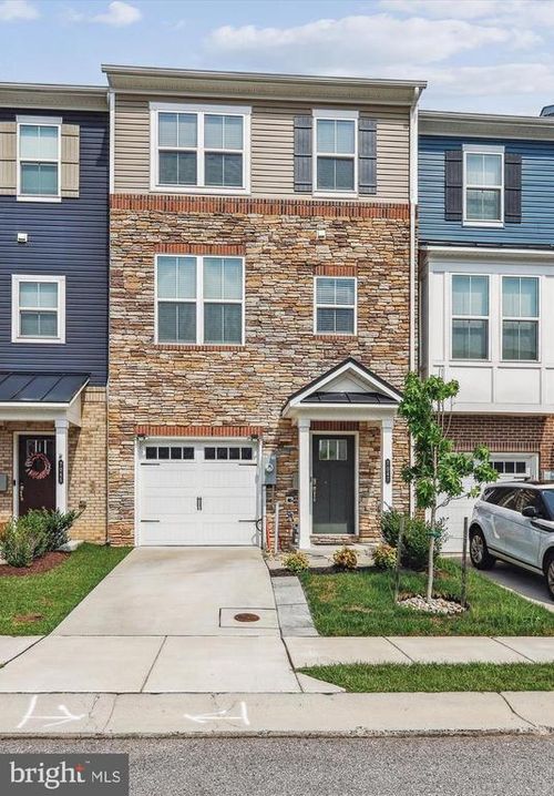 7047 Fox Glove Ln, HANOVER, MD, 21076-2440 | Card Image