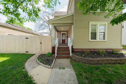 351 W William St, Delaware, OH, 43015-2449 | Card Image