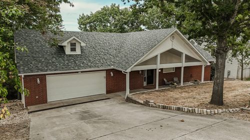 1674 Skyview Dr, Branson, MO, 65616-9739 | Card Image