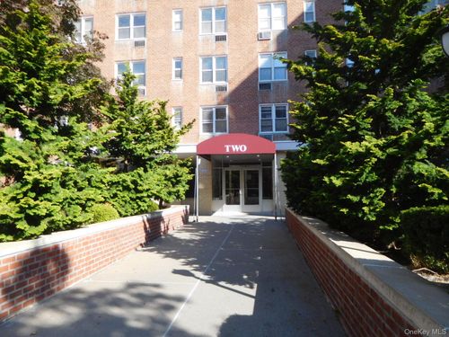 7-t-2 Sadore Lane, Yonkers, NY, 10710 | Card Image