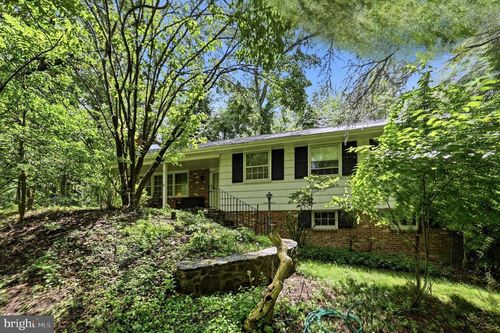 241 Timber Jump Ln, MEDIA, PA, 19063-1133 | Card Image