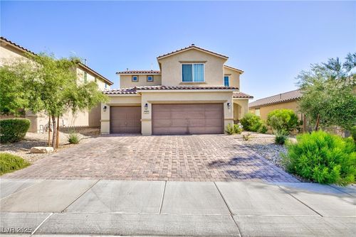 210 Red Sandstone Ave, North Las Vegas, NV, 89031-6911 | Card Image