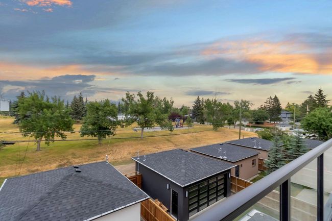 2118 Victoria Cres Nw, House other with 4 bedrooms, 4 bathrooms and 2 parking in Calgary AB | Image 39