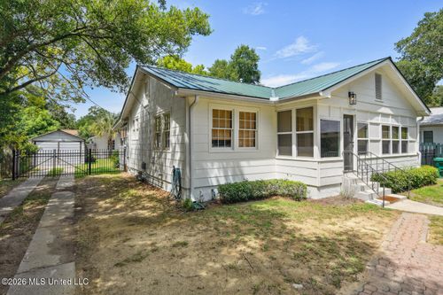 145 Bay View Ct, Bay Saint Louis, MS, 39520-4601 | Card Image