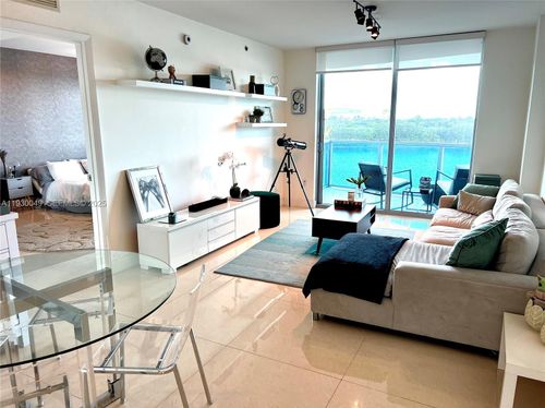 apt-605n-2641 N Flamingo Rd, Sunrise, FL, 33323-1737 | Card Image