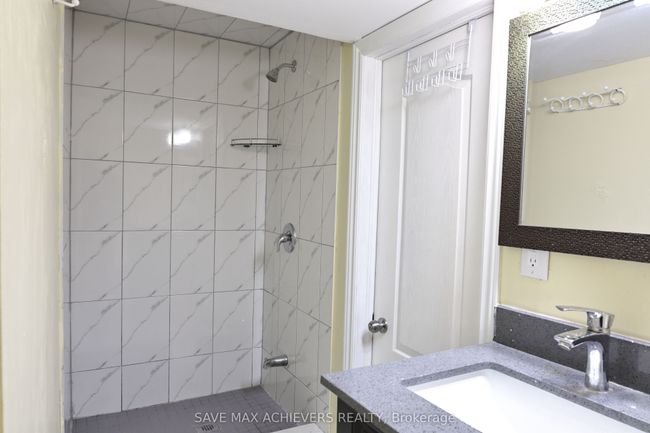 3 Gold Finch Crt, House other with 3 bedrooms, 2 bathrooms and 2 parking in Brampton ON | Image 44