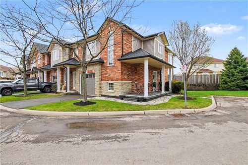 31-60 Cloverleaf Drive, Ancaster, ON, L9K1S8 | Card Image