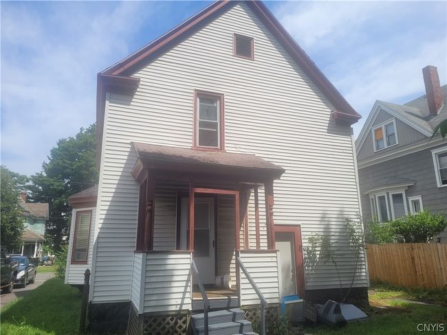 215 W Beard Avenue, House other with 5 bedrooms, 2 bathrooms and null parking in Syracuse NY | Image 6