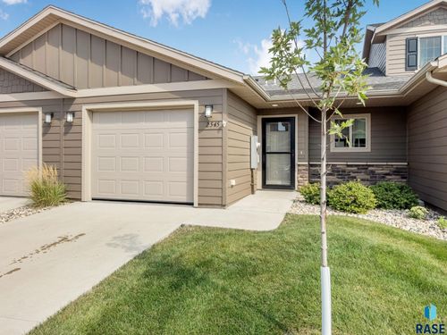 2545 E Meadowside Pl, Sioux Falls, SD, 57108-3706 | Card Image