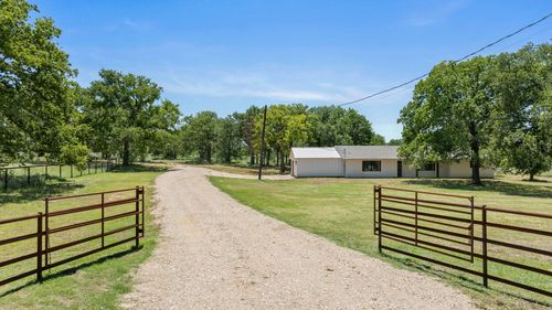 1324 County Road 299, Dublin, TX, 76446-5041 | Card Image