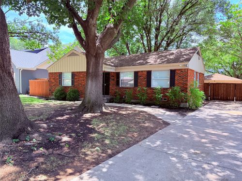 3708 Van Ness Ln, Dallas, TX, 75220-3636 | Card Image