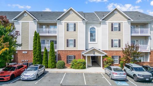 unit-106-100 Capstone Dr, Lynchburg, VA, 24502-5268 | Card Image