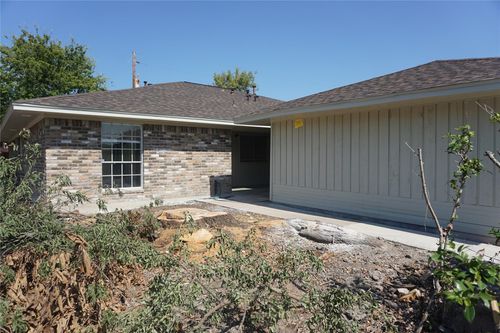 apt-a-1913 Normal Park Dr, Huntsville, TX, 77340-4250 | Card Image
