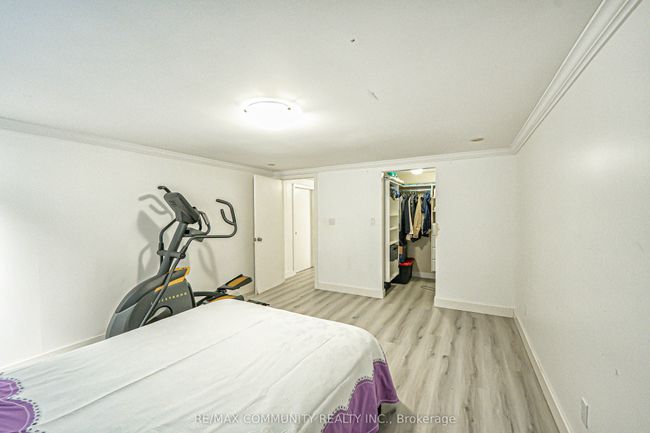 702 Castleguard Cres, House other with 4 bedrooms, 2 bathrooms and 4 parking in Burlington ON | Image 33