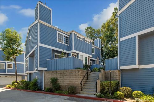 b-123 W Spring St, Long Beach, CA, 90806 | Card Image