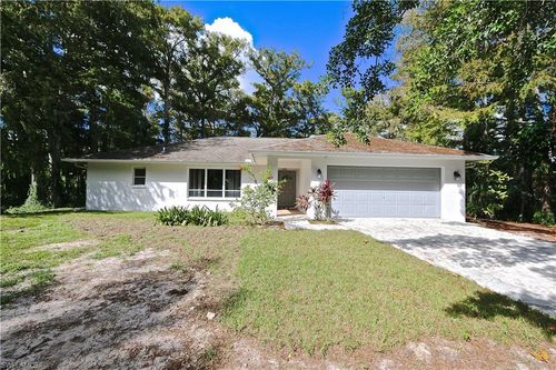 5461 Boxwood Way, NAPLES, FL, 34116-3937 | Card Image