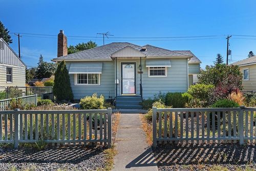 5224 N Lincoln St, Spokane, WA, 99205-5330 | Card Image