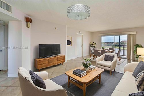 apt-409d-850 Sw 138th Ave, Pembroke Pines, FL, 33027-6953 | Card Image