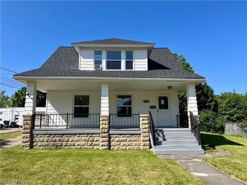 15264 Broadway Ave, Maple Heights, OH, 44137-1114 | Card Image
