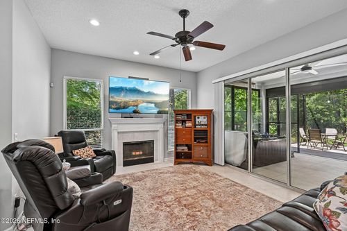 3429 Castle Pine Ct, Green Cove Springs, FL, 32043-8072 | Card Image