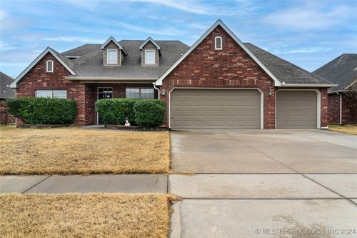 11107 N 132nd Eastavenue, Owasso, OK, 74055 | Card Image