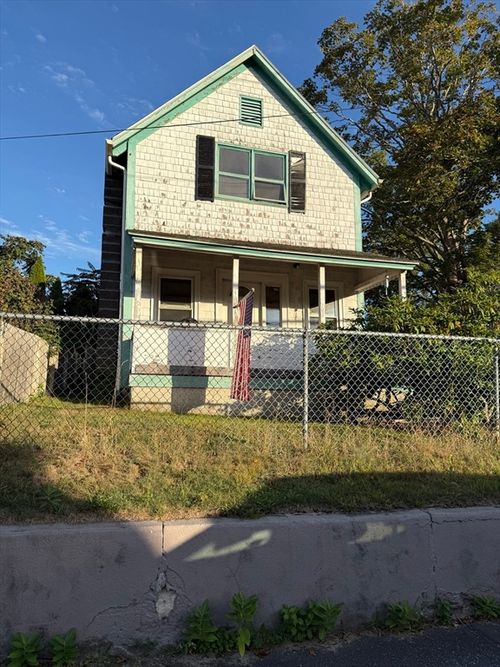 17 Central Ave, Wareham, MA, 02571-2406 | Card Image