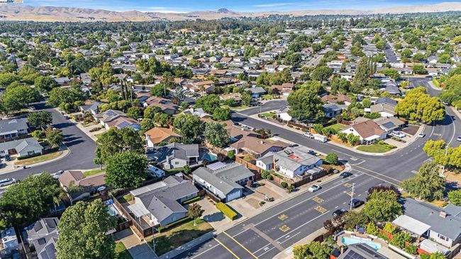 394 Encino Dr, House other with 3 bedrooms, 2 bathrooms and 2 parking in Livermore CA | Image 45