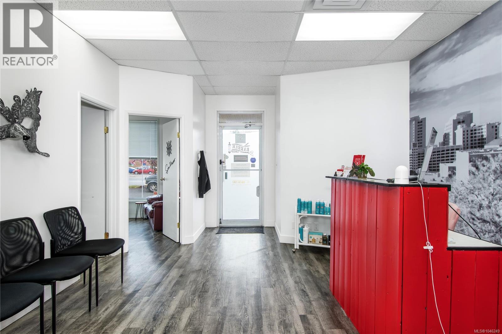 Commercial Lease in Campbell River 4