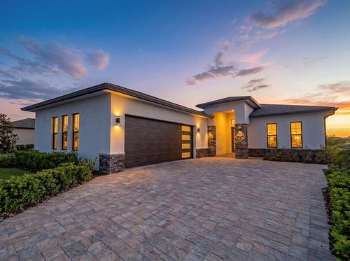 224 Valencia Ridge Dr, AUBURNDALE, FL, 33823-6722 | Card Image