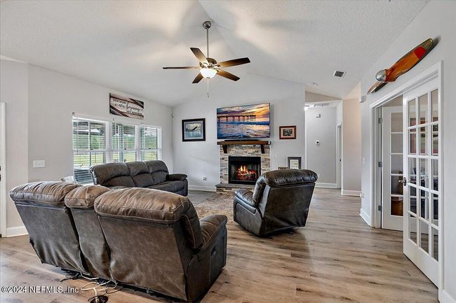 11018 Seneca Ln, House other with 4 bedrooms, 2 bathrooms and null parking in GLEN ST. MARY FL | Image 10