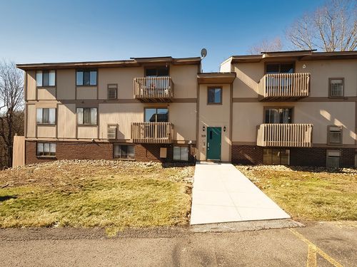 b31-329 Ridge Point Circle, South Fayette, PA, 15017 | Card Image