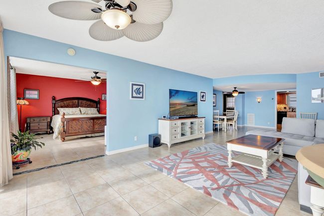 APT-503 - 301 Lake Shore Dr, Condo with 2 bedrooms, 2 bathrooms and null parking in Lake Park FL | Image 14